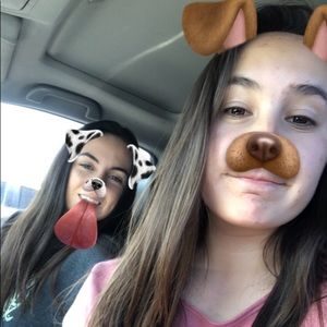 Meet your Posher, Danielle